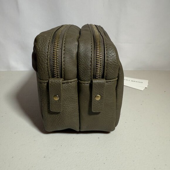 Lucky Brand Men's Toiletry Bag | Olive Green - Picture 3 of 6